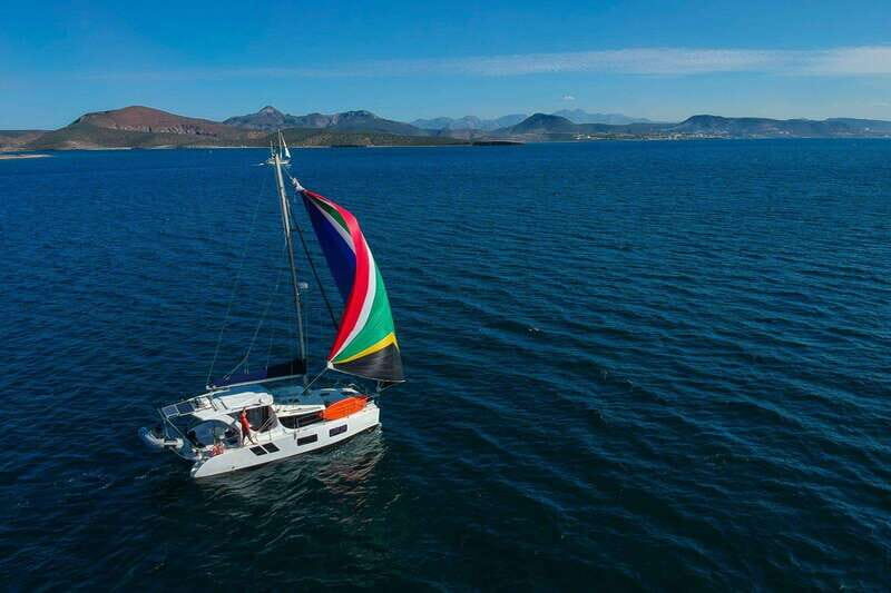 La Paz: Private catamaran to sloop with food and beverages included - Who Will Love This Tour?