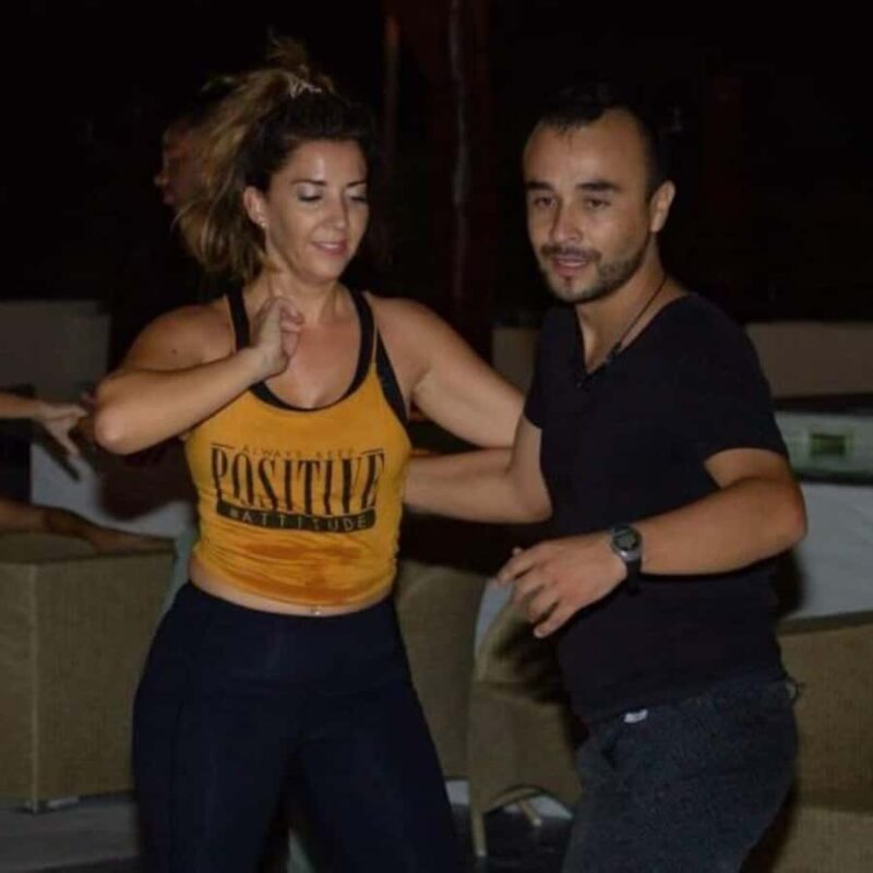 La Paz: Private Salsa or Bachata Dance Lesson - La Paz: Private Salsa or Bachata Dance Lesson