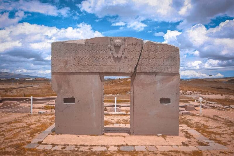 La Paz: Tiwanaku Shared Tour with Lunch + Tour Guide - The Sum Up