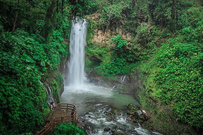 La Paz Waterfalls Gardens Private Tour - Exploring the La Paz Waterfalls Gardens Private Tour: A Deep Dive