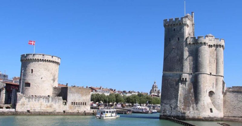 La Rochelle: Private Guided Walking Tour - The Value of a Private Guided Tour