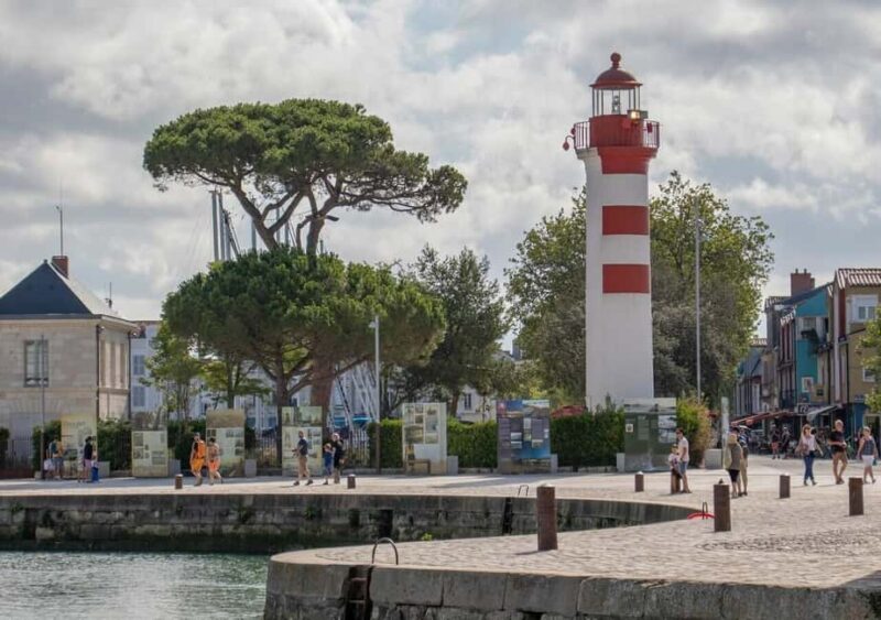 La Rochelle: walking tour with a local guide - An In-Depth Look at the La Rochelle Walking Tour