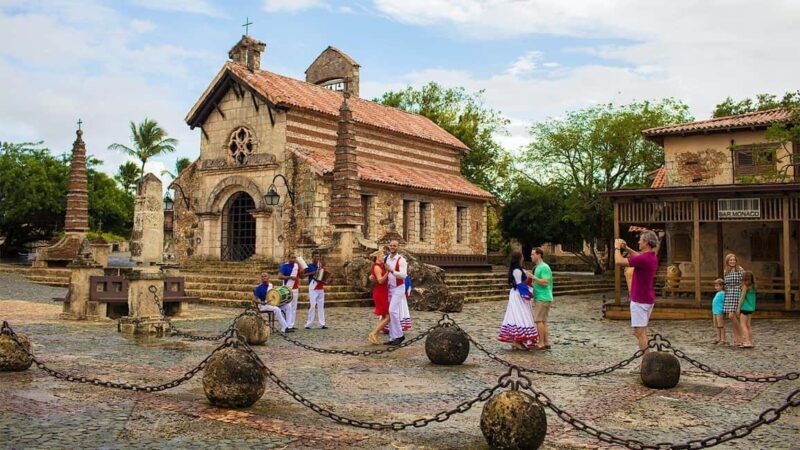 La Romana: Catalina Island and Altos de Chavón Day Trip - Authenticity and Practical Tips