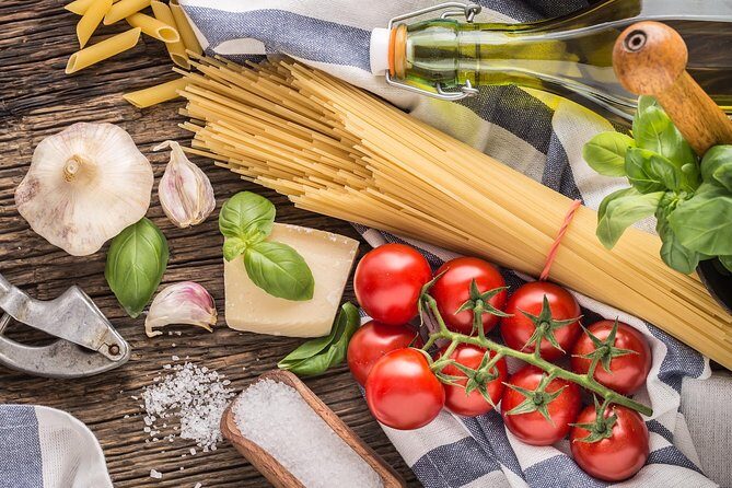 La Spezia Walking Tour & Traditional Cooking Class with Wine - Exploring the La Spezia Walking Tour & Cooking Class