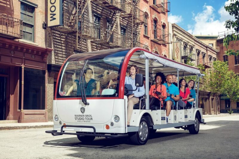 LA: Warner Bros Studio Entry with Hollywood Bus Tour Package - Authentic Feedback from Participants