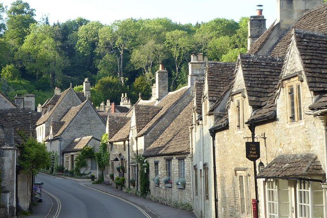 Lacock and Castle Combe - Afternoon Private Tour - Exploring the Villages: Scenic, Historic, and Film-Friendly