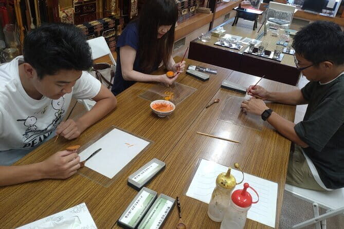 Lacquer Art in Toyama: Uozu Teaspoon Craft with Gold & Silver - A Detailed Look at the Uozu Lacquerware Experience