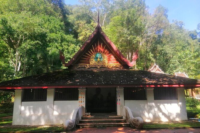 Lady Driver and Guide - A Deep Dive into the Chiang Mai Experience