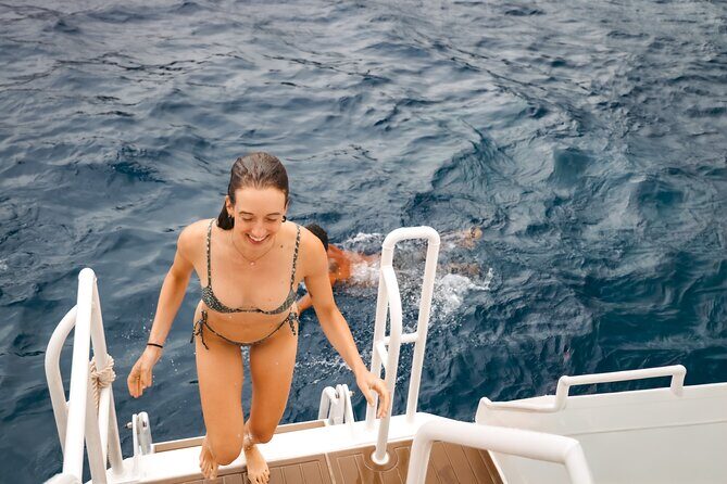 Lady Kailani Luxury Catamaran: Na Pali Morning Snorkel Tour - FAQs about the Lady Kailani Luxury Catamaran Na Pali Tour