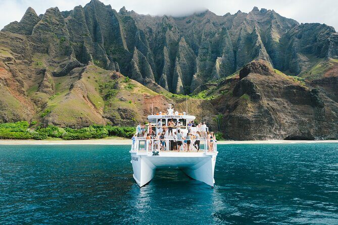 Lady Kailani Luxury Catamaran: Na Pali Sunset Dinner Tour - A Closer Look at the Lady Kailani Na Pali Sunset Dinner Tour