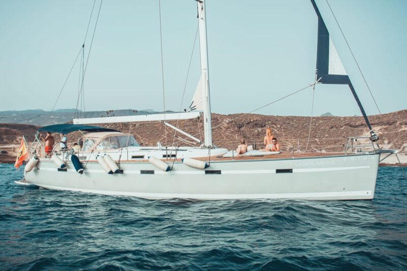 Lady Sunshine Luxury Boat Private Tour, 2, 4 or 8 hours - An Inside Look at the Lady Sunshine Private Yacht Tour