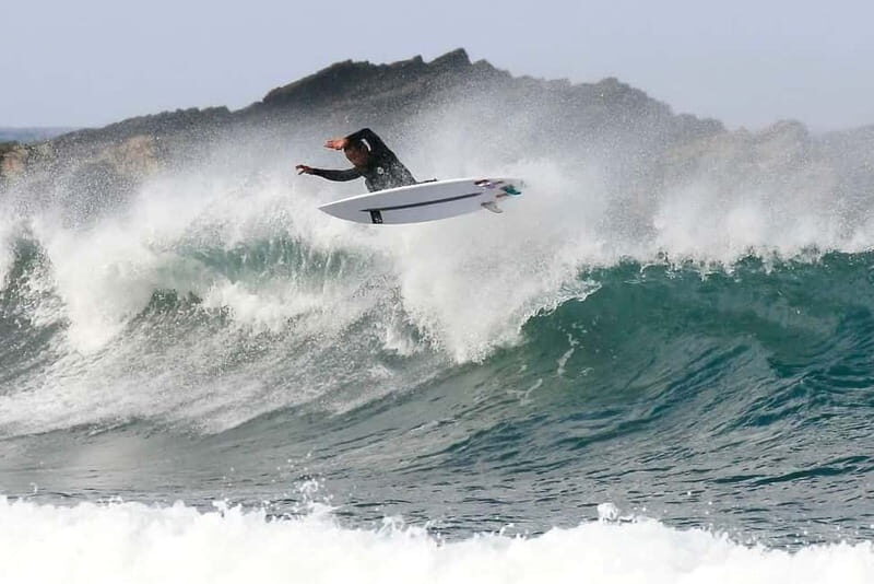 Lagos: group surf lessons for all levels - An In-Depth Look at the Lagos Surf Experience