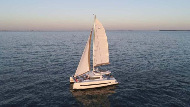 Lagos: Sunset Catamaran Cruise with Welcome Drink - Lagos: Sunset Catamaran Cruise with Welcome Drink – A Relaxing Ocean Escape in the Algarve