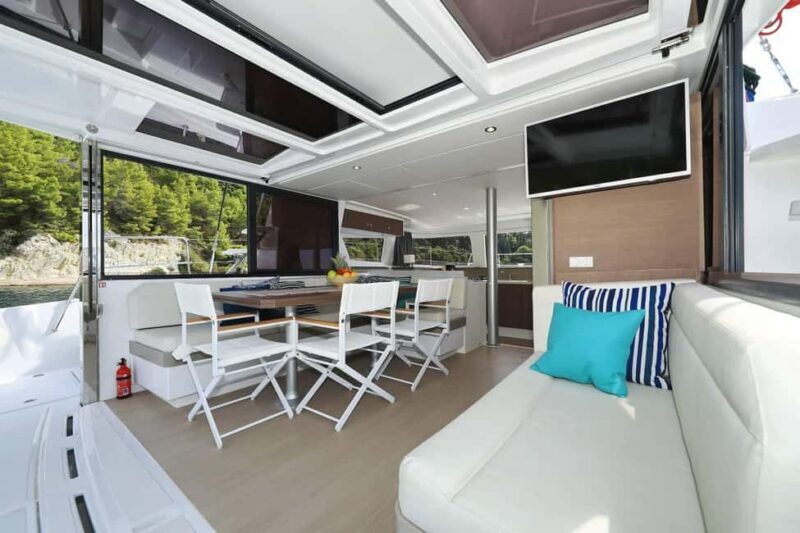 Lagos: Sunset Catamaran Cruise with Welcome Drink - Why This Tour Offers Great Value