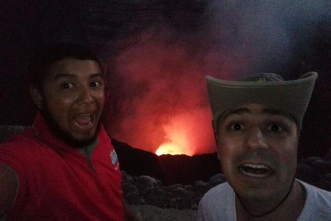 Laguna de Apoyo Day pass plus Masaya Volcano - FAQ