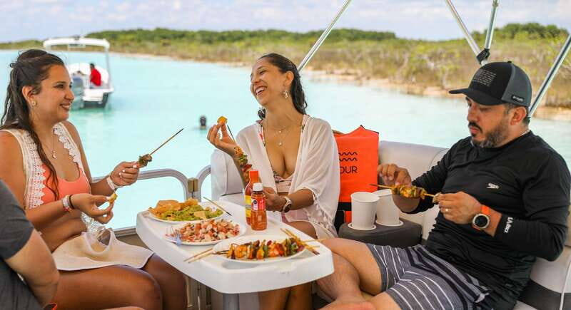 Laguna Grill: 4-hr Private Boat Tour with BBQ and Drinks - Iconic Sights with a Culinary Twist