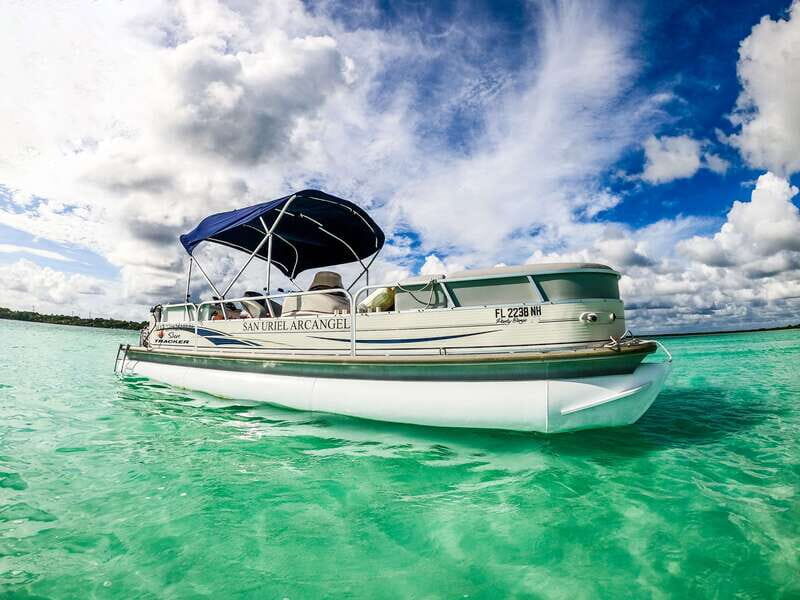 Laguna Grill: 4-hr Private Boat Tour with BBQ and Drinks - Exclusive Stops: Pirate Canal and Bird Island