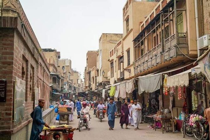 Lahore Full Day Sightseeing Tour - Exploring Lahore: A Deep Dive into the Tour