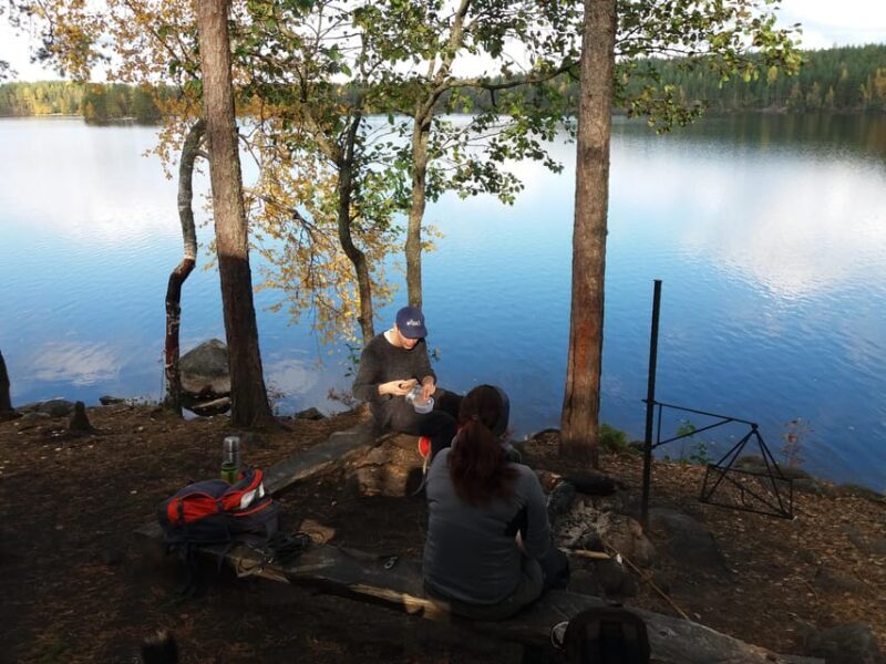 Lahti: Guided Hiking Tour to Kalliojärvi Lake - An In-Depth Look at the Lahti Hiking Tour