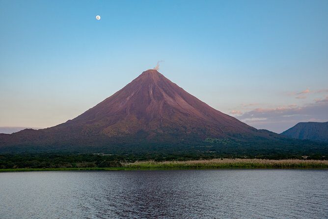 Lake Arenal by Boat & Peninsula Trail (National Park) - An In-Depth Look at the Lake Arenal by Boat & Peninsula Trail Tour