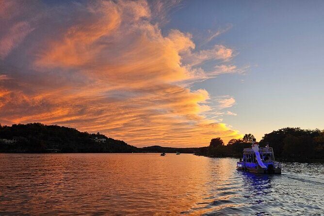 Lake Austin Sunset Boat Cruise  1 - Hour Scenic Tour BYOB - Key Points