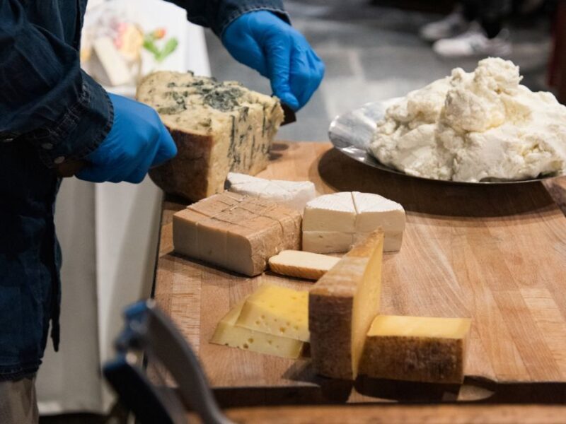 Lake Como: Cheese Factory Tour and Tasting in Valsassina - Key Points