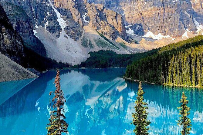 Lake Louise, Moraine, Emerald, Johnston Canyon and Banff Town - A Deep Dive Into the Rockies in a Day