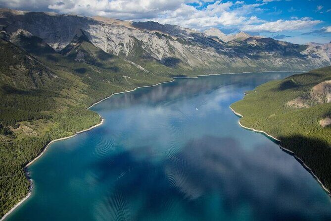 Lake Louise Moraine Lake Icefield Parkway Full Day Private Tour - Key Points