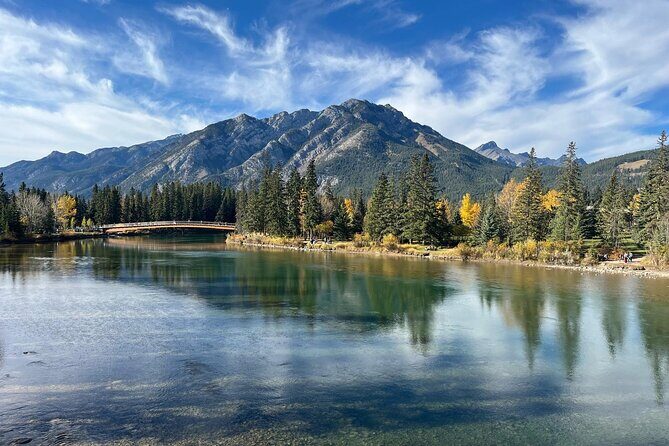 Lake Louise, Moraine Lake/Johnston Canyon, Banff Hot Springs Tour - Frequently Asked Questions