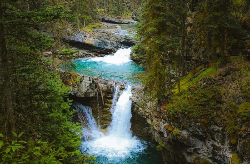 Lake Louise, Moraine Lake & Johnston Canyon Private Day Tour - Is This Tour Worth It?