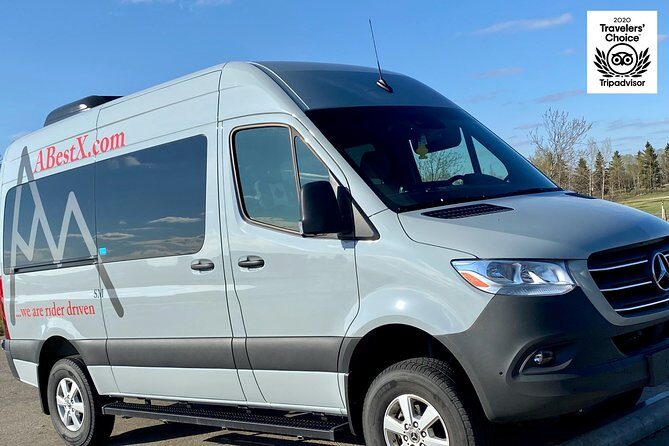 Lake Louise to Calgary YYC Airport  Private Shuttle - Experience the Convenience of a Private Shuttle from Lake Louise to Calgary Airport