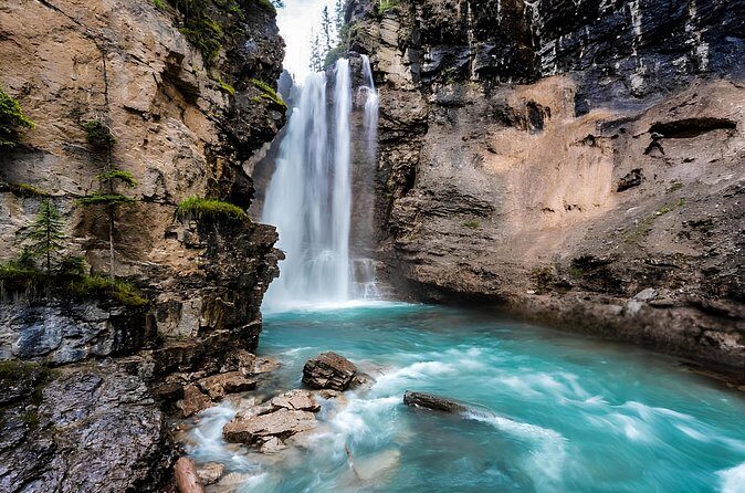 Lake Minnewanka and Johnston Canyon Small Group Half Day tour - Who Will Love This Tour?