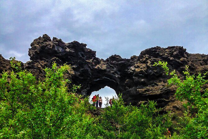 Lake Myvatn Private Day Tour Mývatn, Godafoss Waterfall for Cruise Ships - Key Points