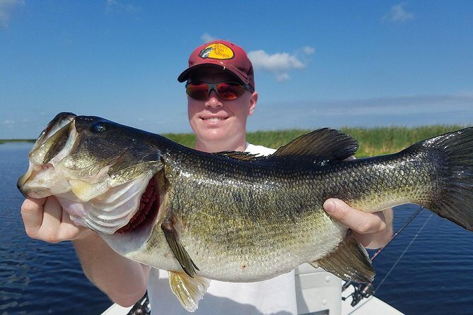 Lake Okeechobee Fishing Trips Near Palm Beach Florida - Key Points