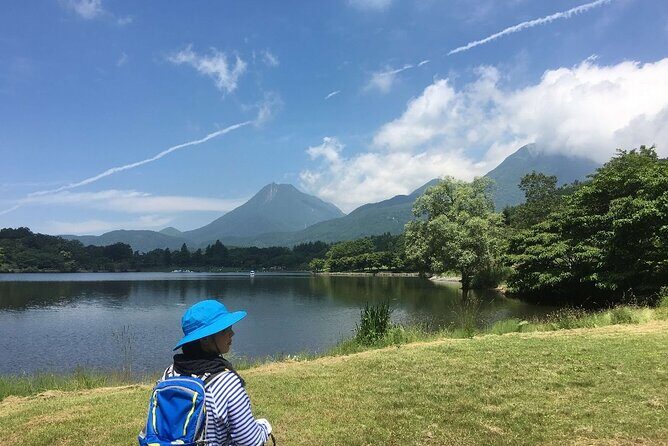 Lake Shidaka and Lake Kagurame Nordic Walking Tour - A Refreshing Walk Through Nature and Spirit in Beppu