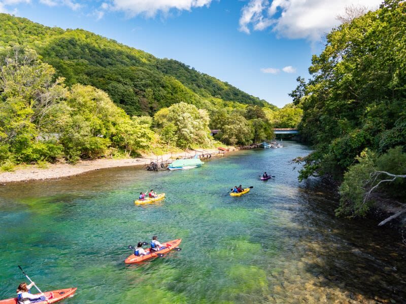 Lake Shikotsu & Toya Bus tour / TV Tower Ticket (Multilingual Audio) - Lake Shikotsu: clear water, short stop