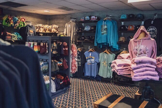 Lake Tahoe Evening Dinner Cruise - Key Points