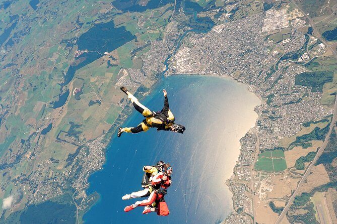 Lake Taupo 12,000-Foot Tandem Skydiving - Who Should Consider This Skydiving Adventure?
