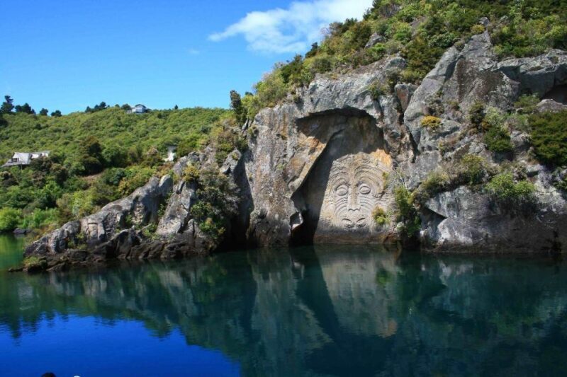 Lake Taupo: Maori Rock Carvings 10.30 AM 1.5-Hour Cruise - Final Reflection