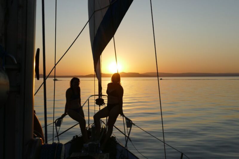 Lake Taupo: Sailboat Trip to the Maori Rock Carvings - An Authentic, Scenic Journey on Lake Taupo