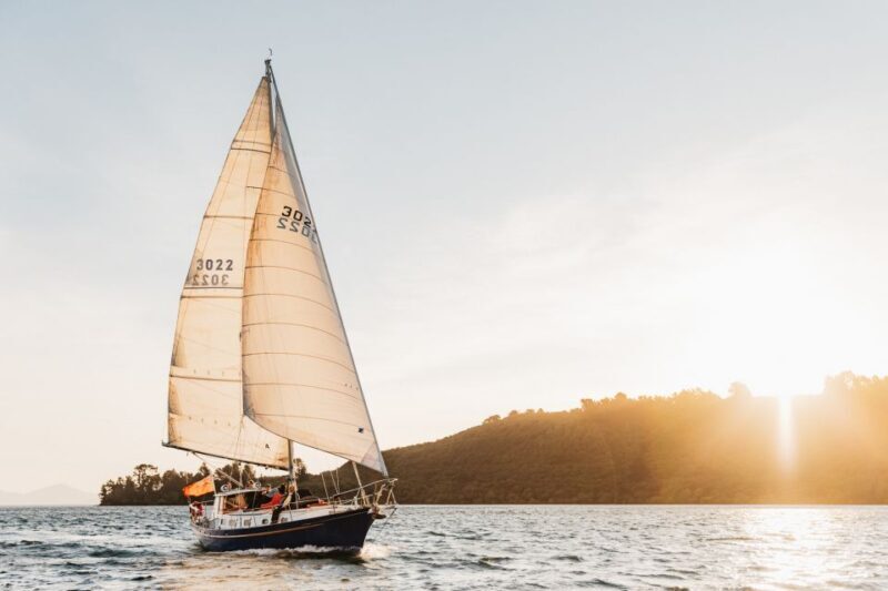 Lake Taupo: Sailboat Trip to the Maori Rock Carvings - The Sum Up