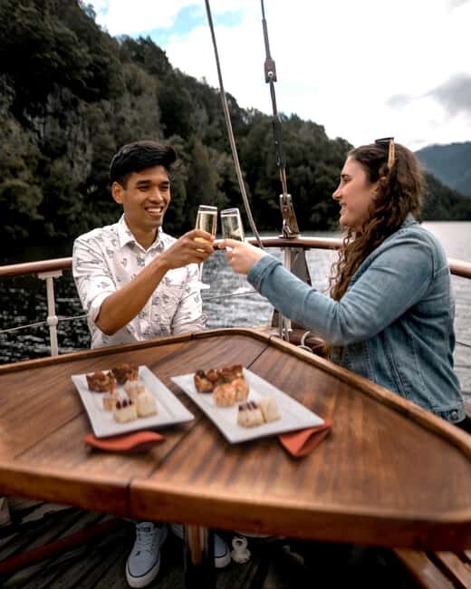 Lake Te Anau: 3-Hour Boat Cruise with Guided Walk - Setting Out on Faith: The Historic Vessel
