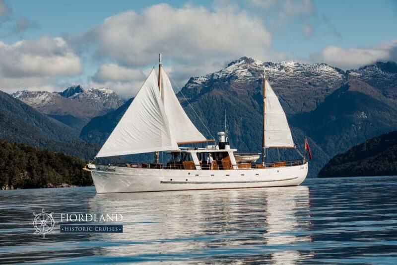Lake Te Anau: 3-Hour Boat Cruise with Guided Walk - The Guided Walk: Nature and History Intertwined