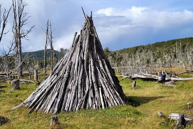 Lake Yehuin Ancestral Circuit in 4x4 Vehicle with Lunch - Key Points