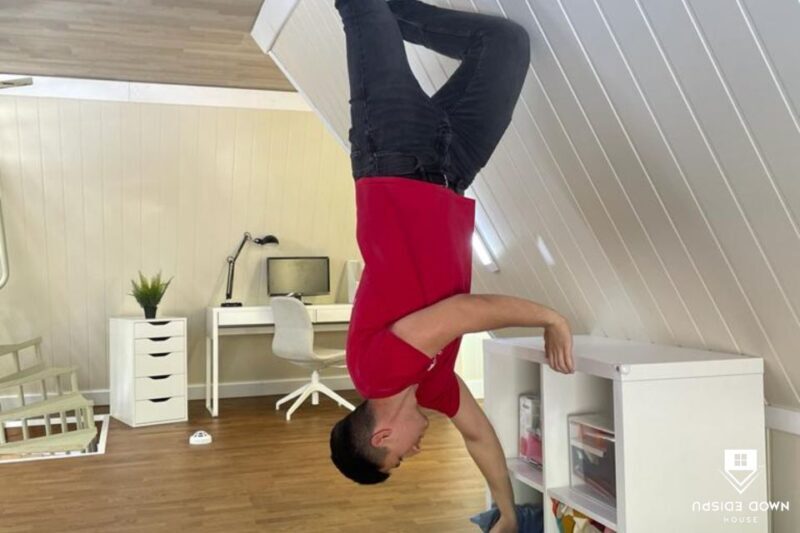 Lakeside: Upside Down House Entry Ticket - An In-Depth Look at the Upside Down House Experience in Essex