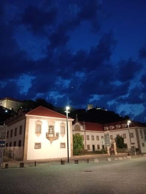Lamego: Guided night walking tour - The Experience in Detail