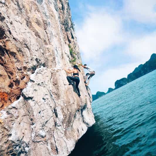 Lan Ha Bay: Deep-water Soloing - A Closer Look at the Experience