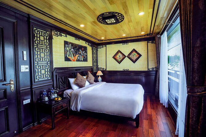 Lan Ha bay deluxe cruise 2D/1N: kayaking & swimming at pristine places & meals - The Balance of Value and Comfort