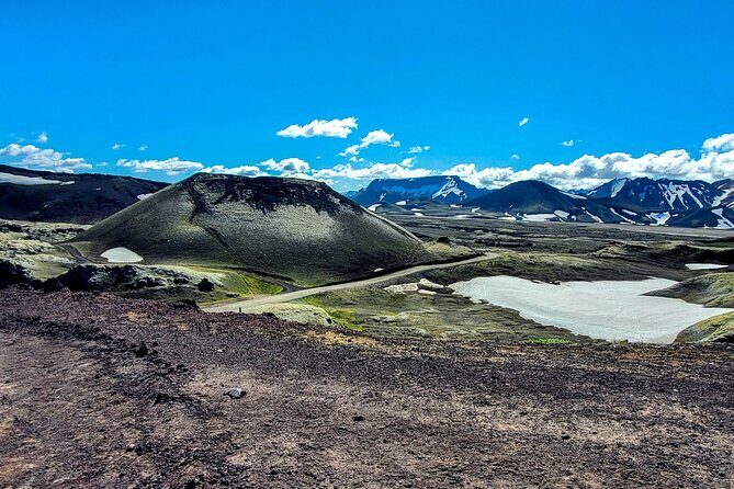 Landmannalaugar, Hekla, Sigoldugljufur 4x4 tour with Hiking - Frequently Asked Questions