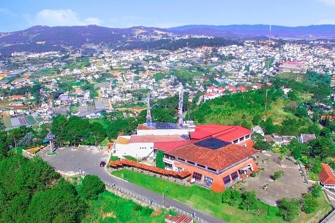 Langbiang - Datanla - Crazy House - Farm Dalat Full-day Tour - A Closer Look at the Itinerary